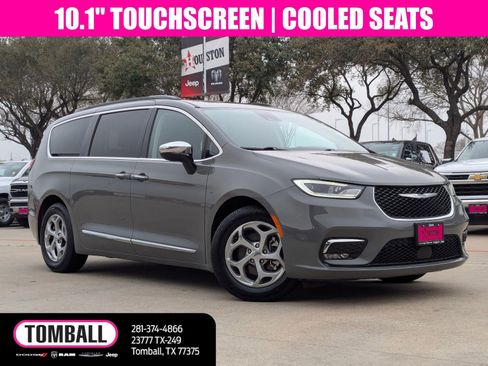Used 2023 Chrysler Pacifica Limited FWD image 1