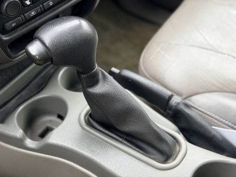 Used 2004 Chevrolet TrailBlazer LT w/ LT Preferred Equipment Group image 14