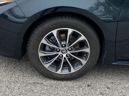 Used 2016 Toyota Avalon XLE Premium FWD image 11