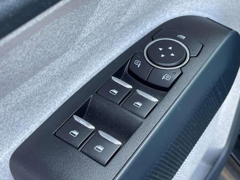 Used 2022 Ford Maverick XLT FWD image 13
