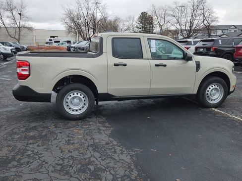 New 2025 Ford Maverick XL w/ Equipment Group 102A image 14