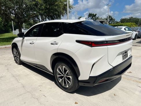 Certified 2024 Lexus RZ 300e Premium w/ Cold Area Package FWD image 5