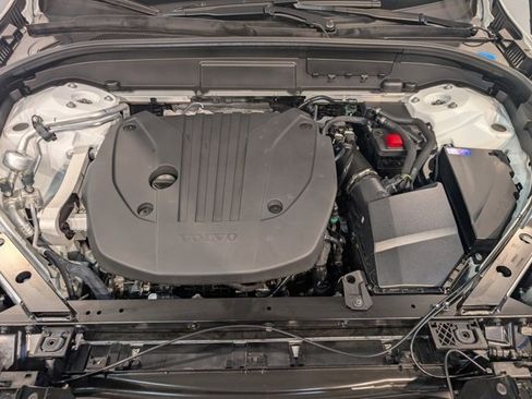 Used 2025 Volvo XC60 B5 Core w/ Climate Package image 33