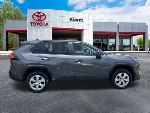 Certified 2025 Toyota RAV4 LE FWD image 31