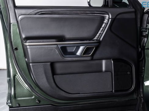 Used 2023 Rivian R1T Adventure image 7