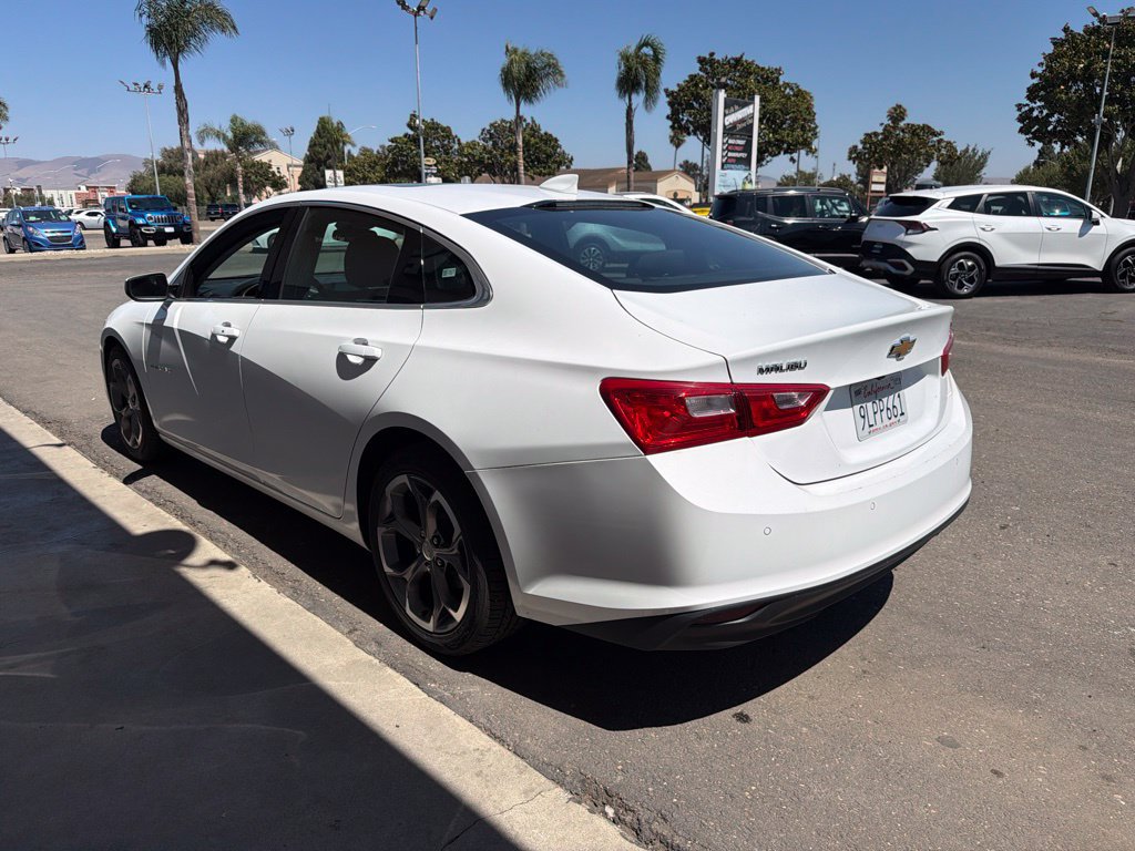 Used 2024 Chevrolet Malibu LT FWD image 3