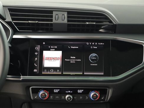 New 2025 Audi Q3 2.0T Premium image 19
