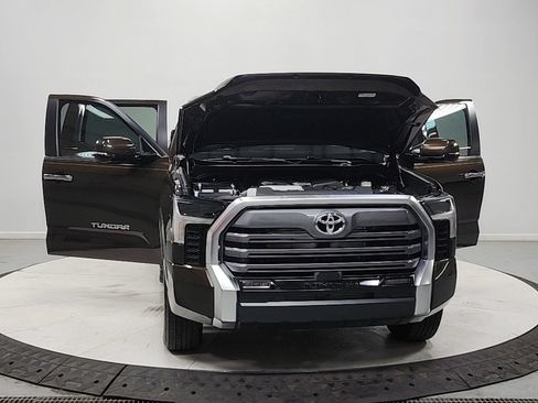 Used 2024 Toyota Tundra Limited w/ Power Package AWD/4WD image 10
