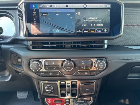 New 2026 Jeep Wrangler Unlimited Rubicon image 38