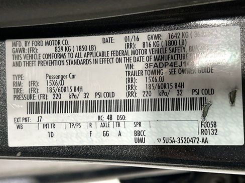 Used 2016 Ford Fiesta SE w/ Cold Weather Package image 29