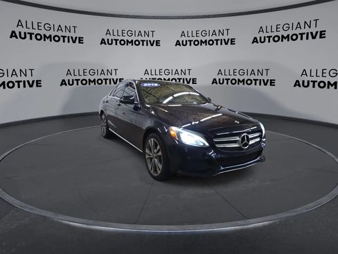 Used 2018 Mercedes-Benz C 300 C 300 4MATIC Sedan 4D image 5