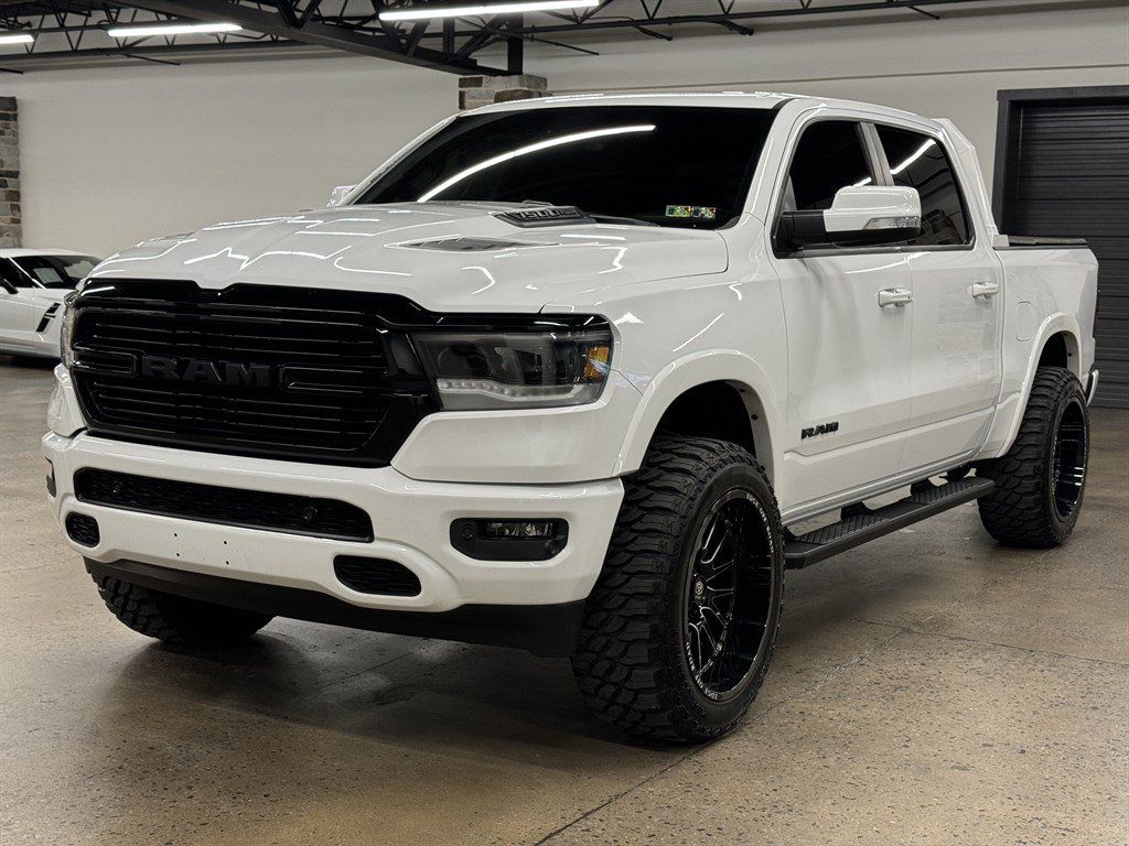 Used 2020 RAM 1500 Laramie AWD/4WD image 3