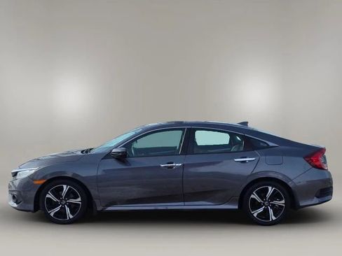 Used 2016 Honda Civic Touring image 8
