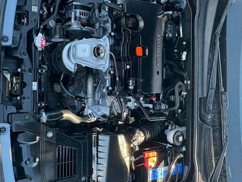 Used 2024 Honda Civic Sport image 26