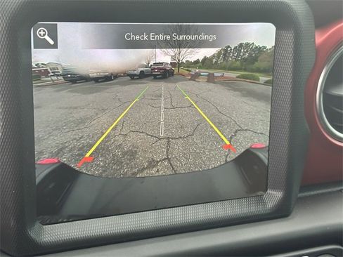 New 2023 Jeep Gladiator Rubicon w/ Cold Weather Group image 28