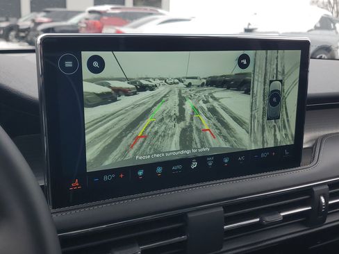 New 2026 Lincoln Corsair Premiere image 21