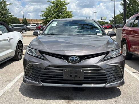 Used 2023 Toyota Camry LE FWD image 2