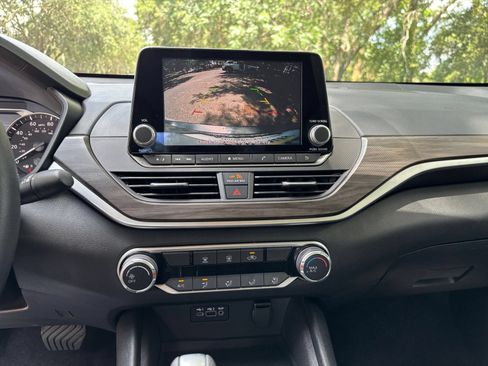 Used 2026 Nissan Altima 2.5 SV FWD image 16