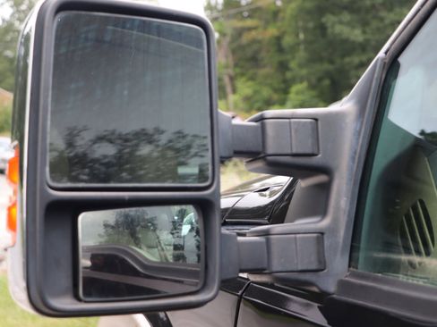 Used 2013 Ford F350 Lariat w/ Lariat Ultimate Pkg image 8