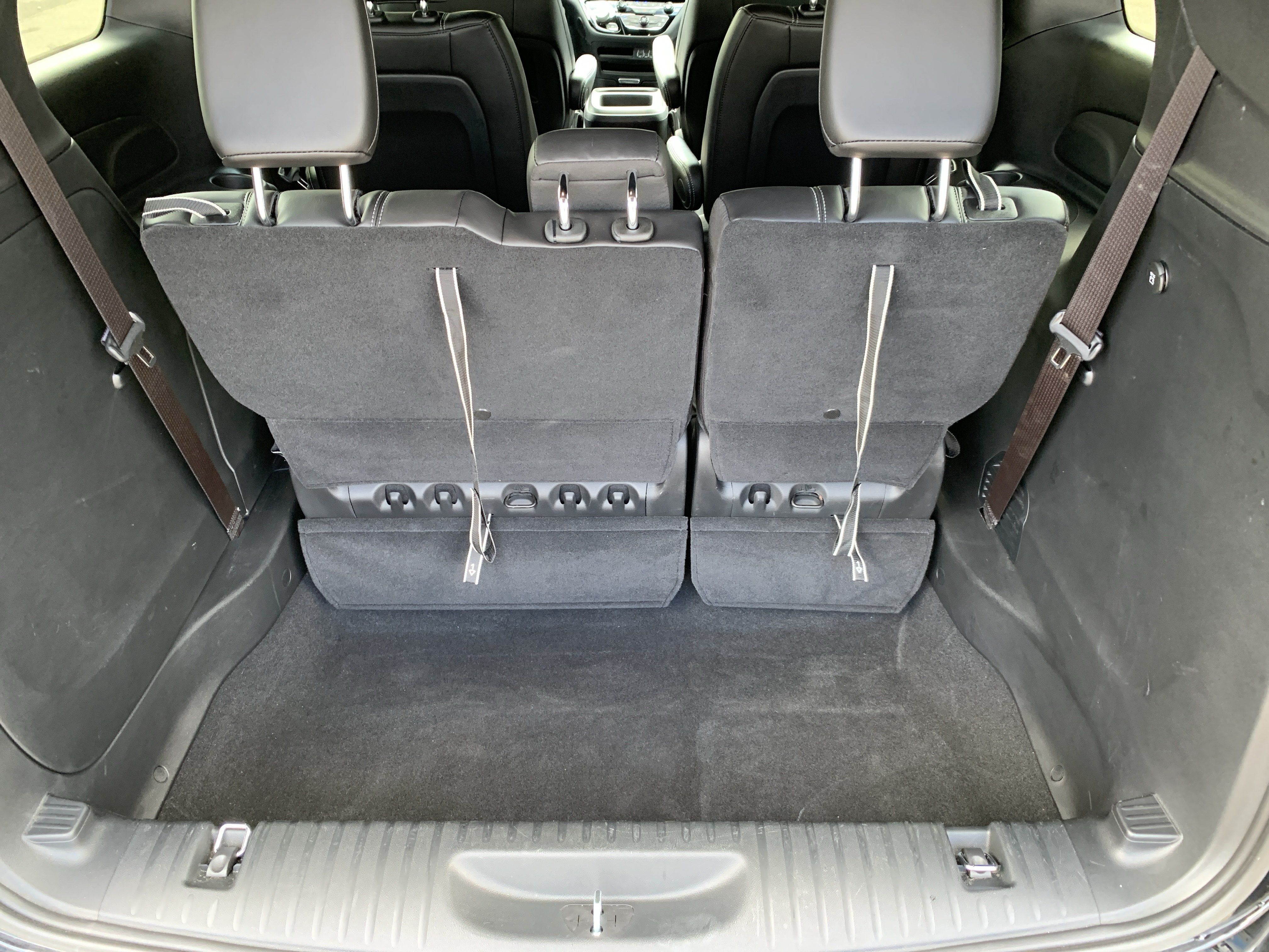 Used 2025 Chrysler Pacifica Select FWD image 44