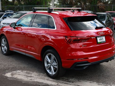 Used 2020 Audi Q3 2.0T Premium Plus w/ Premium Plus Package AWD/4WD image 8