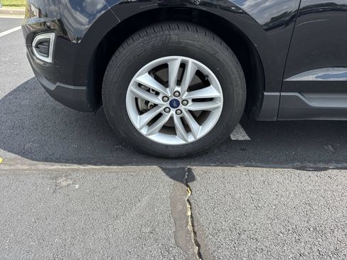 Used 2018 Ford Edge SEL w/ Equipment Group 201A AWD/4WD image 10