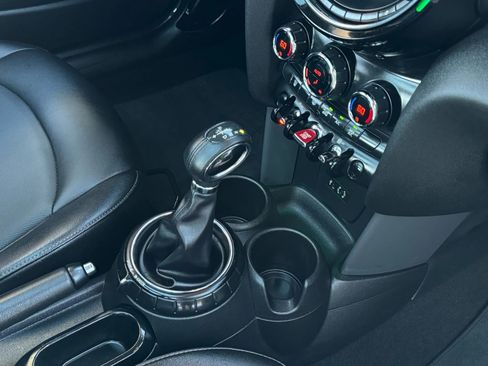 Used 2015 MINI Cooper 2-Door Hardtop image 13