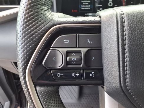 Used 2024 Toyota Tundra Limited AWD/4WD image 35