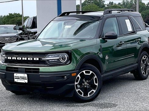 Used 2024 Ford Bronco Sport Outer Banks w/ Tech Package AWD/4WD image 3