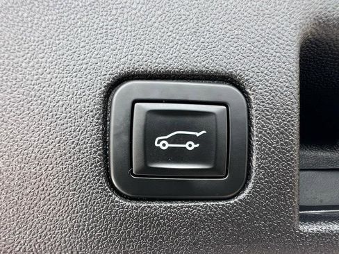 Used 2019 Chevrolet Equinox LT AWD/4WD image 10