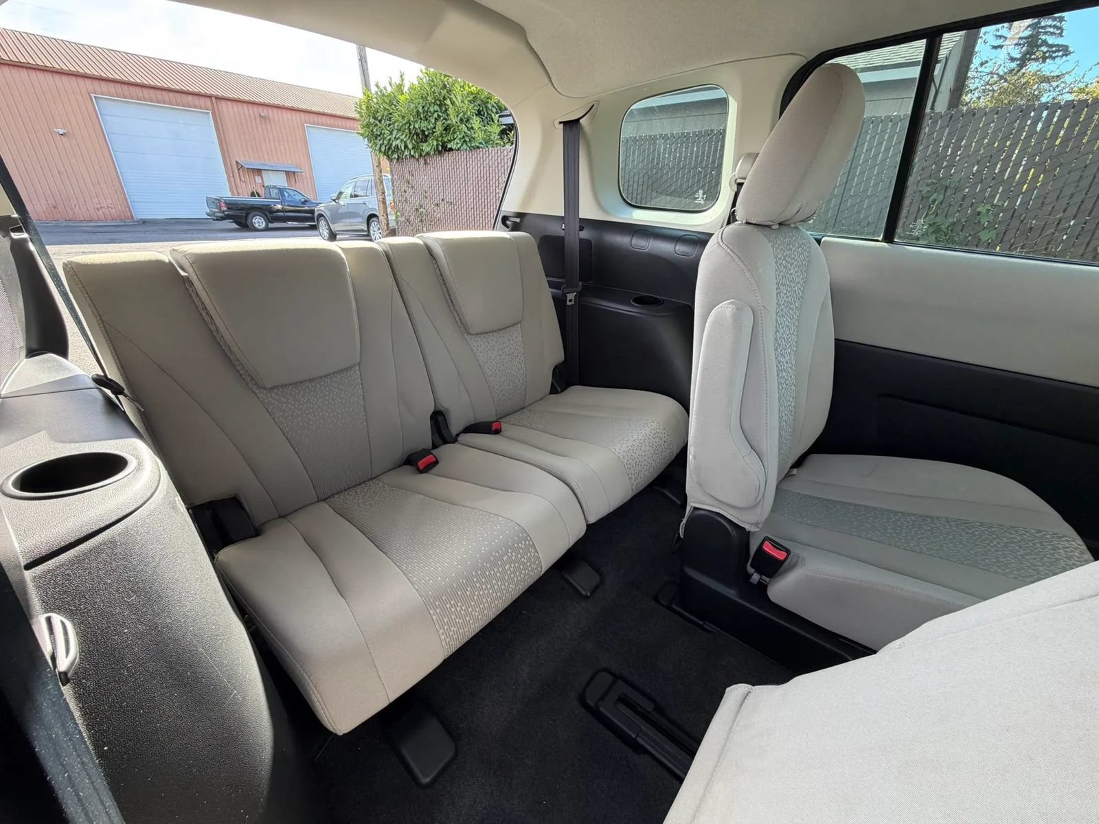 Used 2012 MAZDA MAZDA5 Sport FWD image 12