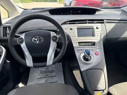 Used 2013 Toyota Prius Two FWD image 10