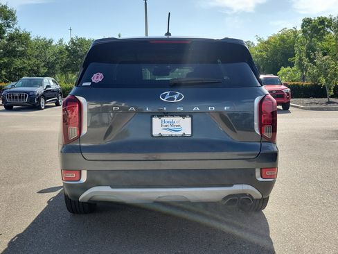 Used 2021 Hyundai Palisade SEL w/ Convenience Package FWD image 5