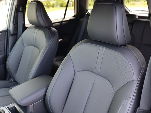 New 2026 Subaru Outback Touring XT AWD/4WD image 11
