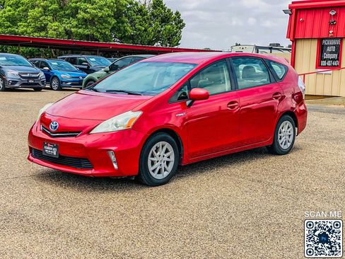 Used 2012 Toyota Prius V Three FWD image 4