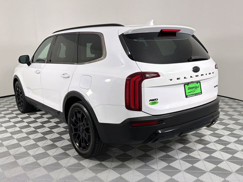 Used 2021 Kia Telluride SX w/ SX Prestige Package image 3