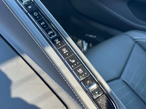 Certified 2025 Chevrolet Corvette Stingray Premium Conv w/ Z51 Performance Package image 19