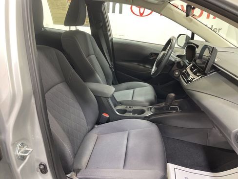 Used 2023 Toyota Corolla LE image 14