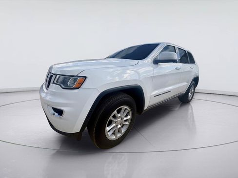 Used 2018 Jeep Grand Cherokee Laredo RWD image 8