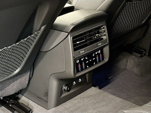 New 2026 Audi Q8 Premium Plus AWD/4WD image 17