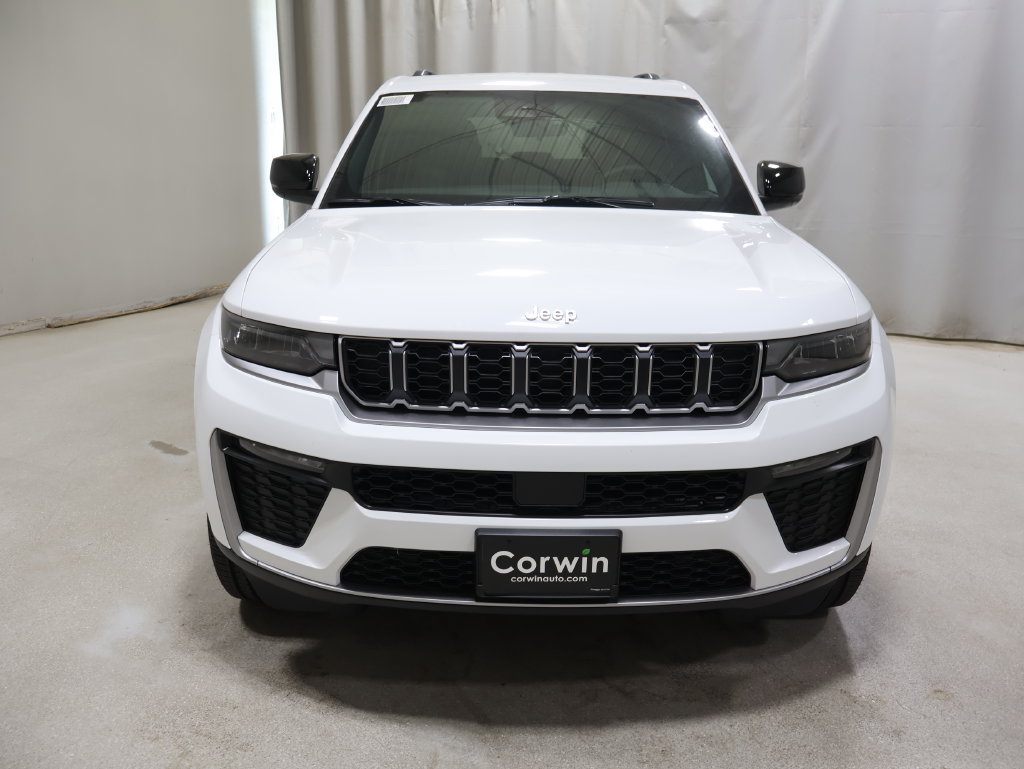 New 2027 Jeep Grand Cherokee Limited AWD/4WD image 2
