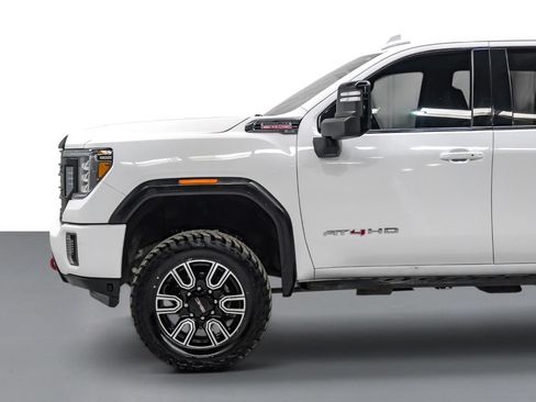 Used 2023 GMC Sierra 2500 AT4 AWD/4WD image 10