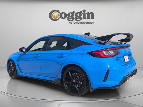 Used 2025 Honda Civic Type R image 3