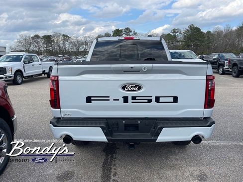 Used 2025 Ford F150 XLT w/ Equipment Group 302A MID image 10