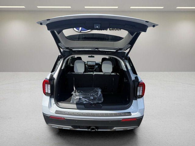 New 2026 Ford Explorer Active w/ Active Comfort Package AWD/4WD image 7