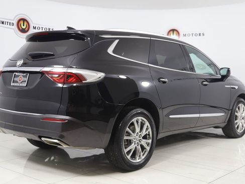 Used 2023 Buick Enclave Essence w/ Experience Buick Package AWD/4WD image 3
