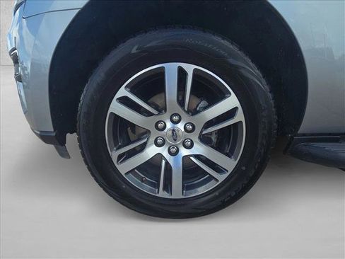 Used 2024 Ford Expedition Max Limited AWD/4WD image 26