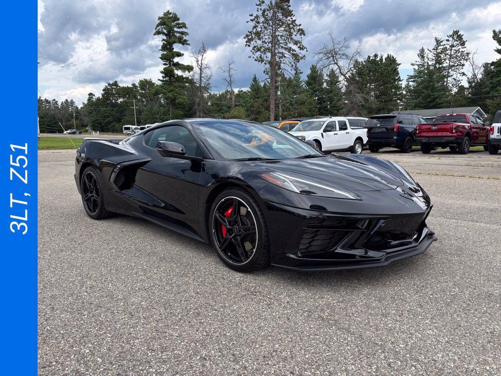 Used 2023 Chevrolet Corvette Stingray Premium Cpe w/ Z51 Performance Package RWD image 1