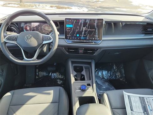 New 2026 Volkswagen Tiguan SE image 14