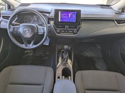 Used 2025 Toyota Corolla LE image 14